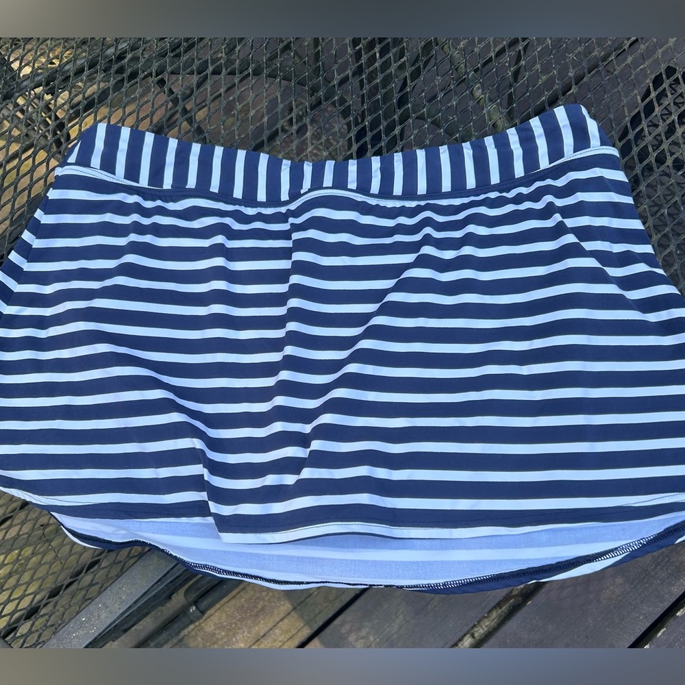 Lands end navy-white stripe size 16